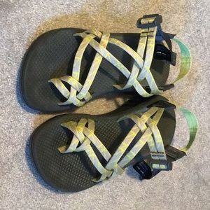 Barely worn women’s Chacos